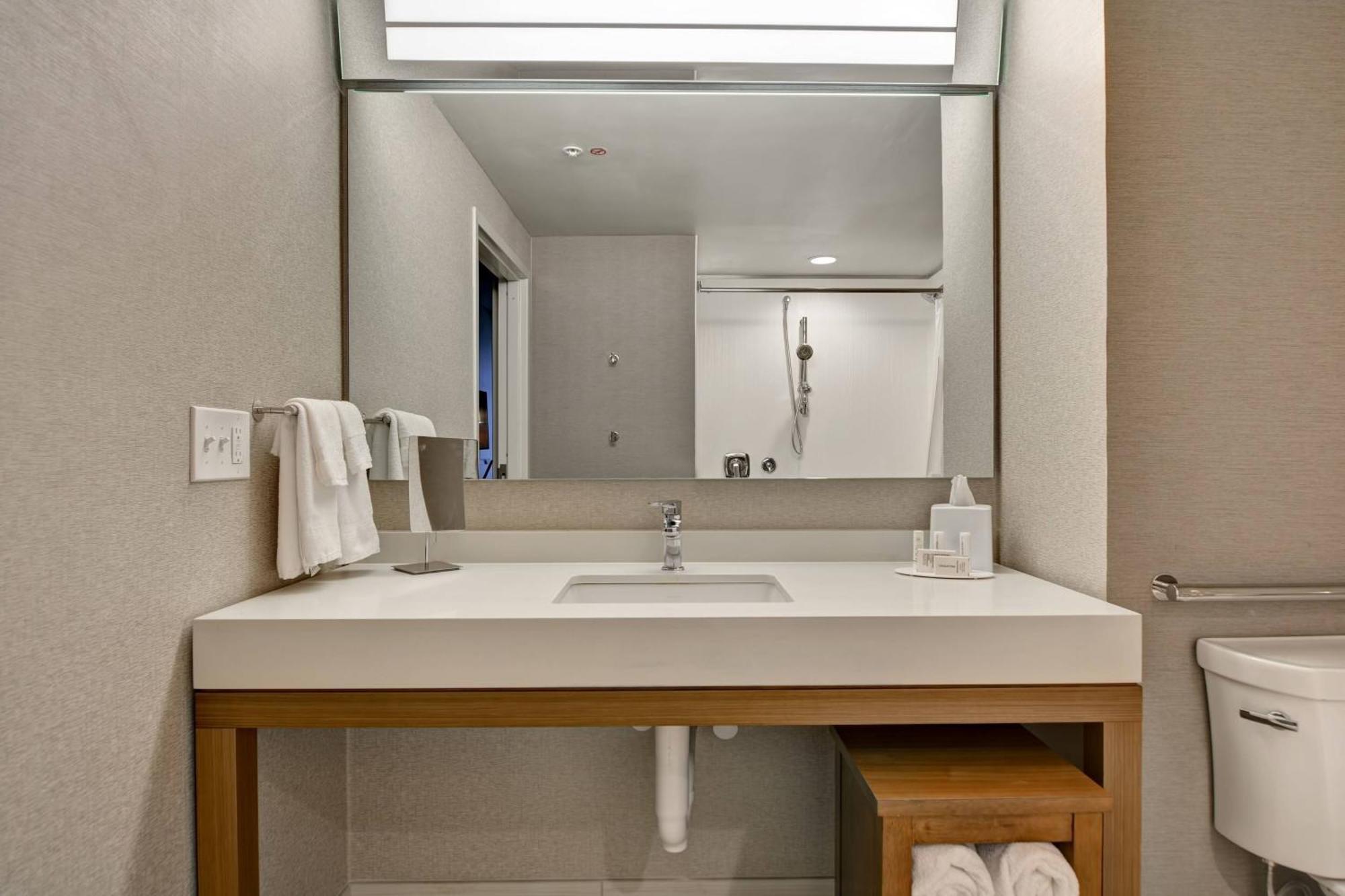 Courtyard By Marriott Jackson Madison Hotel Bagian luar foto