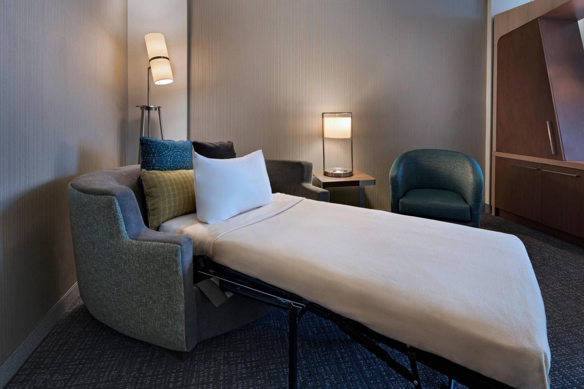 Courtyard By Marriott Jackson Madison Hotel Bagian luar foto