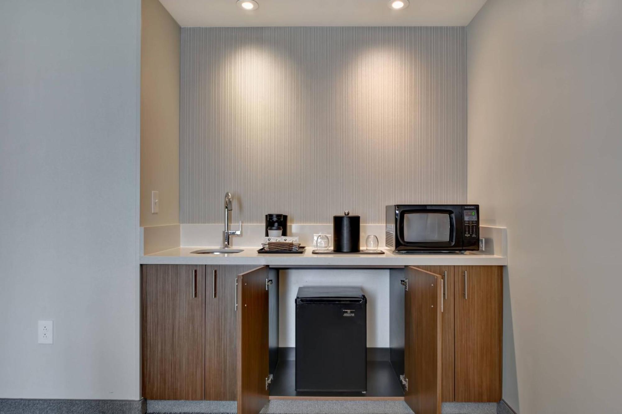Courtyard By Marriott Jackson Madison Hotel Bagian luar foto