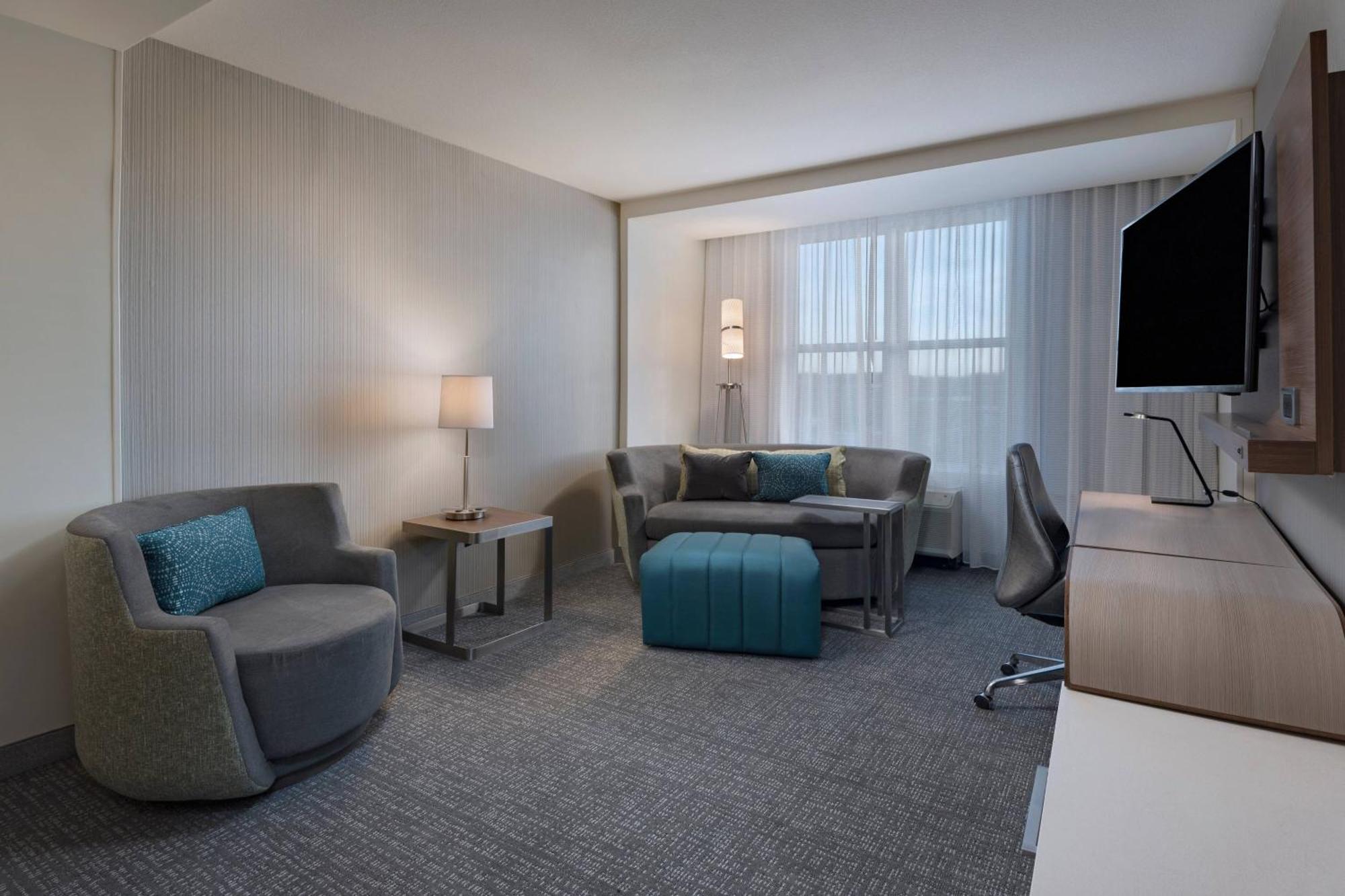 Courtyard By Marriott Jackson Madison Hotel Bagian luar foto