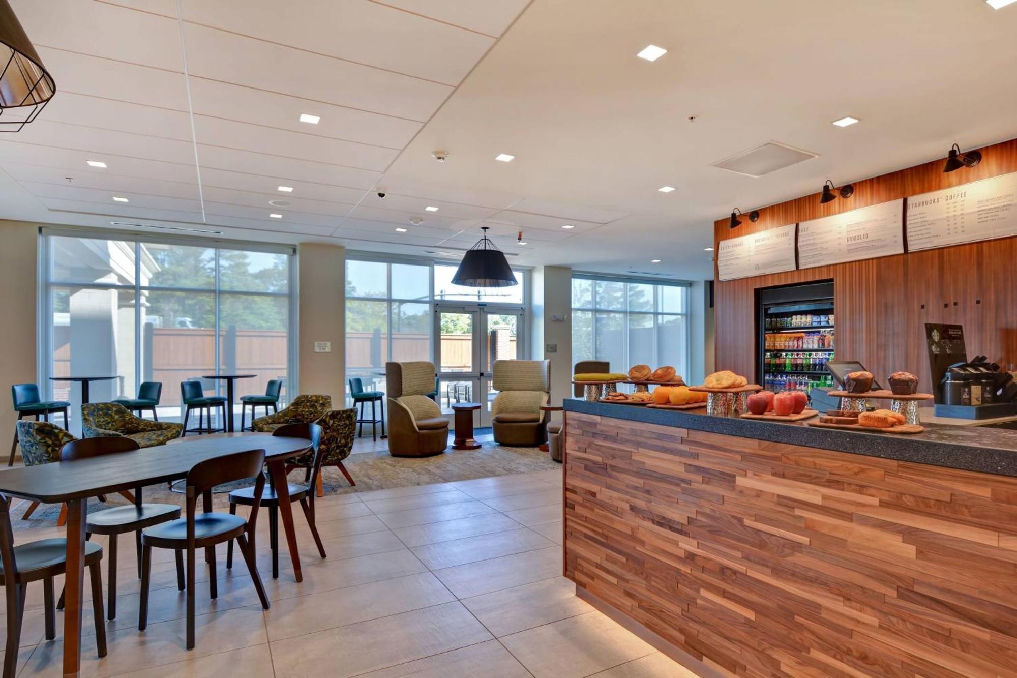 Courtyard By Marriott Jackson Madison Hotel Bagian luar foto